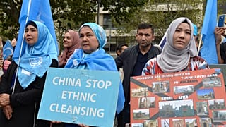 Avustralya'da Çin protestosu: Uygur Türklerini serbest bırakın