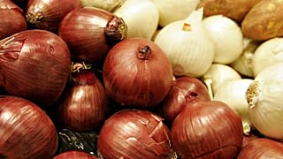 Gümrüksüz kuru soğan ithalatının süresi uzatıldı
