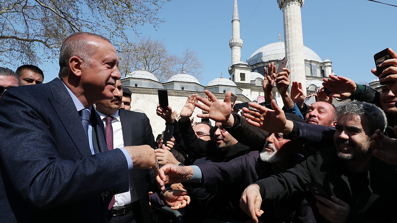 Erdoğan Moskova'ya gidiyor: Putin'le Suriye, S-400ler ve bölgesel konular görüşülecek