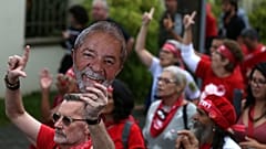 Lula cumple un año en la cárcel y dice tener la concienca tranquila