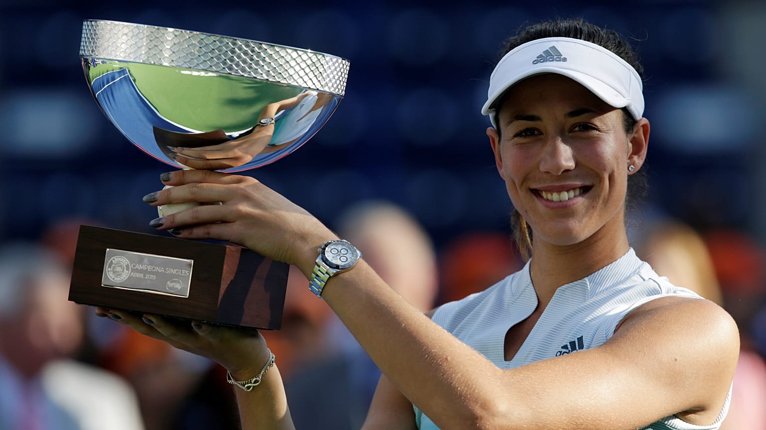 Muguruza retiene el título en Monterrey