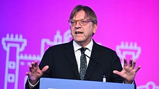 Verhofstadt megint odaszúrt Orbánnak és Salvininek, sőt Berlusconit is bírálta