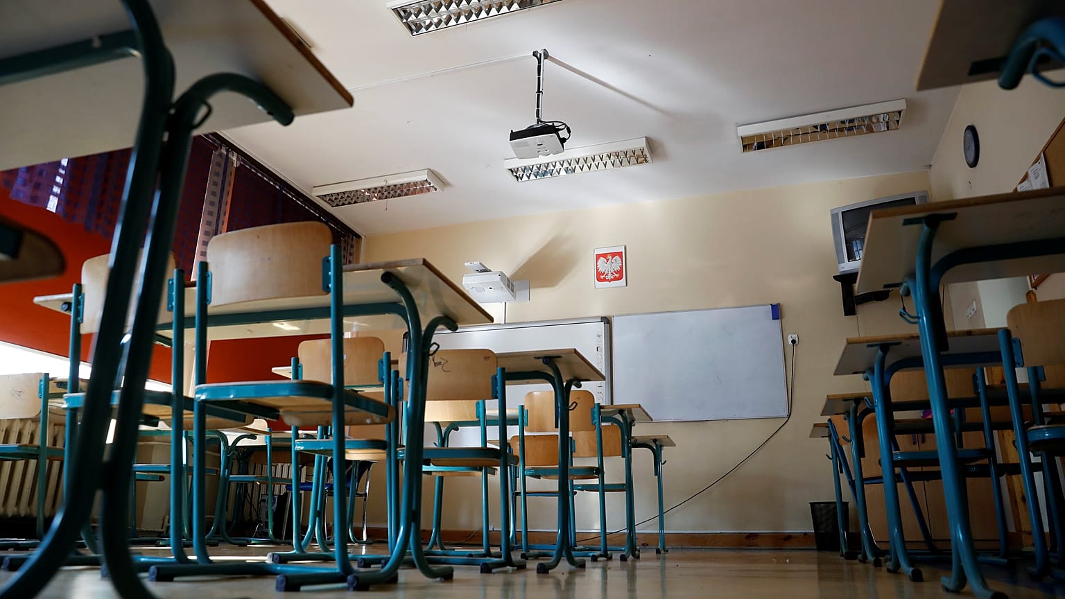 Polonia: sciopero ad oltranza degli insegnanti. A rischio gli esami degli studenti