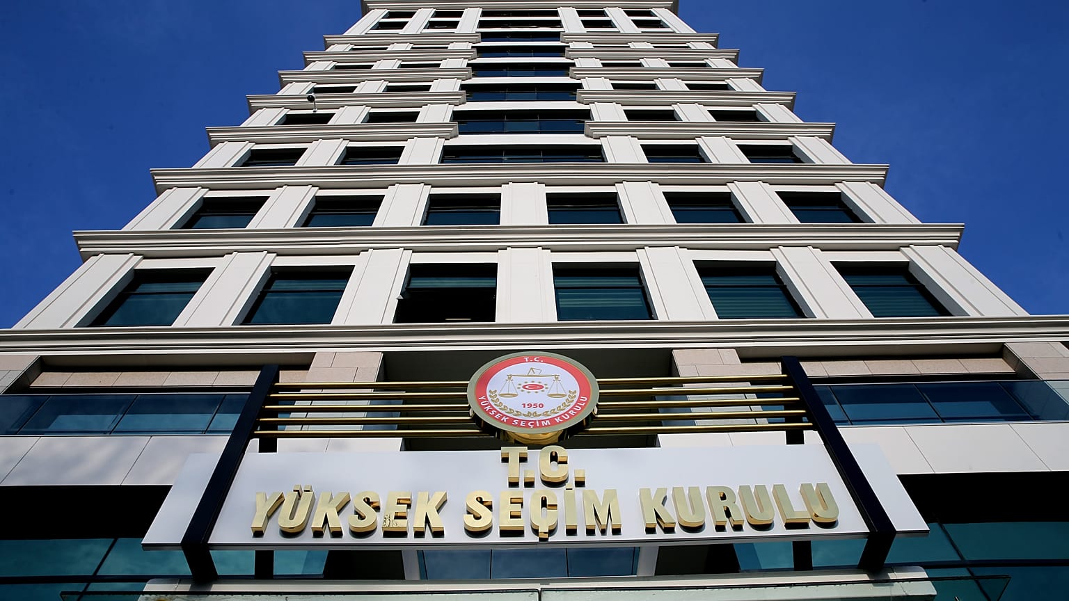 Adana Kozan'da belediye başkanlığı el değiştirdi