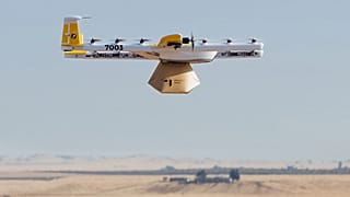 «Πράσινο φως» για ντελίβερι με drone