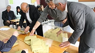 İstanbul'da hangi sandıklar yeniden açılacak? 51 sandık hangi ilçelerde bulunuyor?