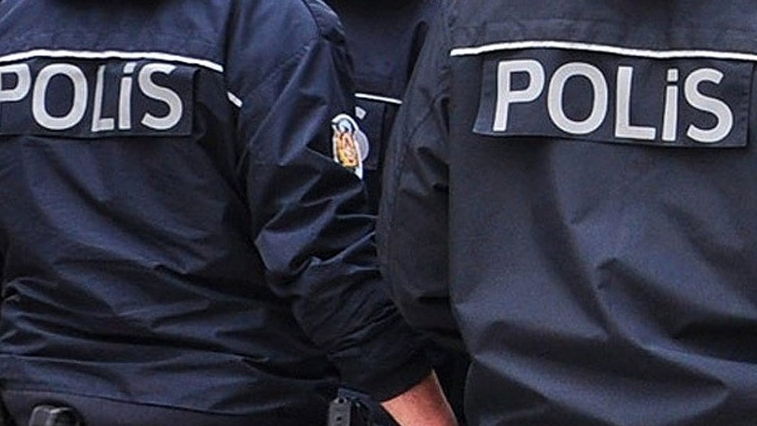 Polis Büyükçekmece'de 'sahte seçmen' iddiaları üzerine adreslerde inceleme yapıyor