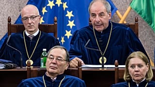 Alkotmánybíróság: érvényes a túlóratörvény
