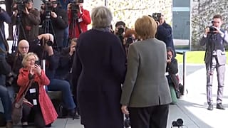 „Brexit“: Mays langer Weg zum kurzen Abschied – vor EU-Gipfel zu Merkel und Macron