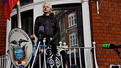 Ex-Ecuador president warns Assange faces immediate arrest