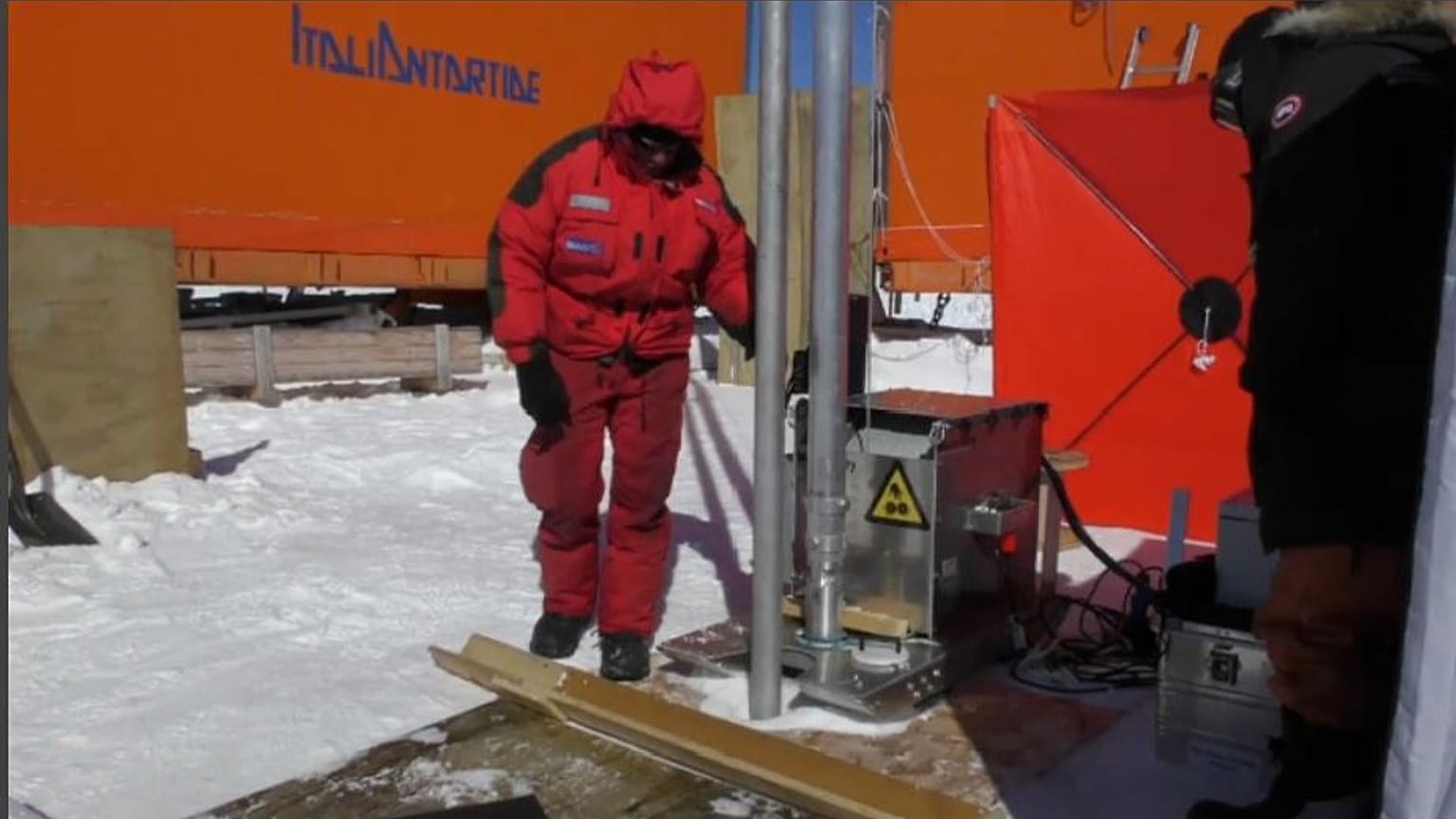 En busca del primer hielo de la Tierra