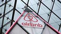 خطوة إلى الوراء.. Airbnb يُبقي مستوطنات الضفة الغربية على قوائمه ولكن دون ربح