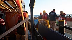 MOAS delivers emergency supplies to the Alan Kurdi rescue ship on April 9