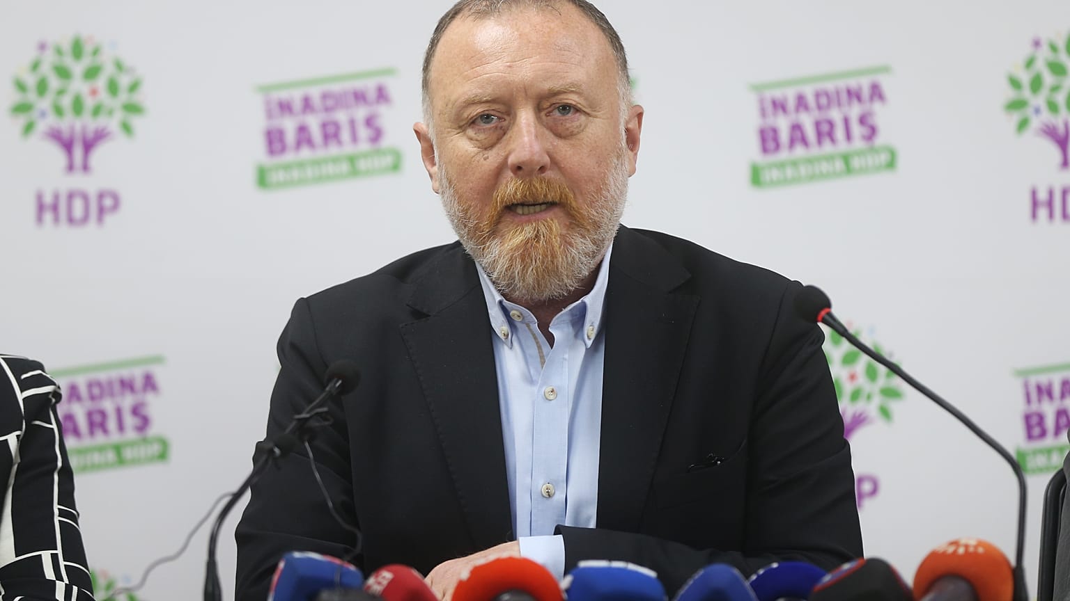 HDP, seçimde birinci olan CHP yerine kendilerine mazbata verilmesini kabul etmedi