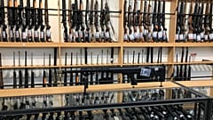 دولت نیوزیلند ده‌ها هزار سلاح ممنوعهٔ شهروندانش را می‌خرد