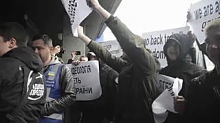 Egy leszbikus konferenciára támadtak szélsőjobbosok Kijevben
