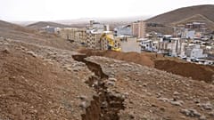 مهدی معتق: جنگل زدایی و تغییر کاربری خطر رانش زمین را به شدت افزایش می‌دهد