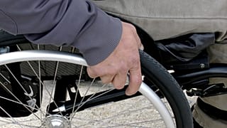 Italienischer Rollstuhl-Betrüger erschleicht sich 137.000 Euro Invaliditätsrente 