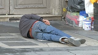 BM: Fransa insanların barınma haklarını ihlal ediyor: 12 binden fazla kişi sokakta kalıyor