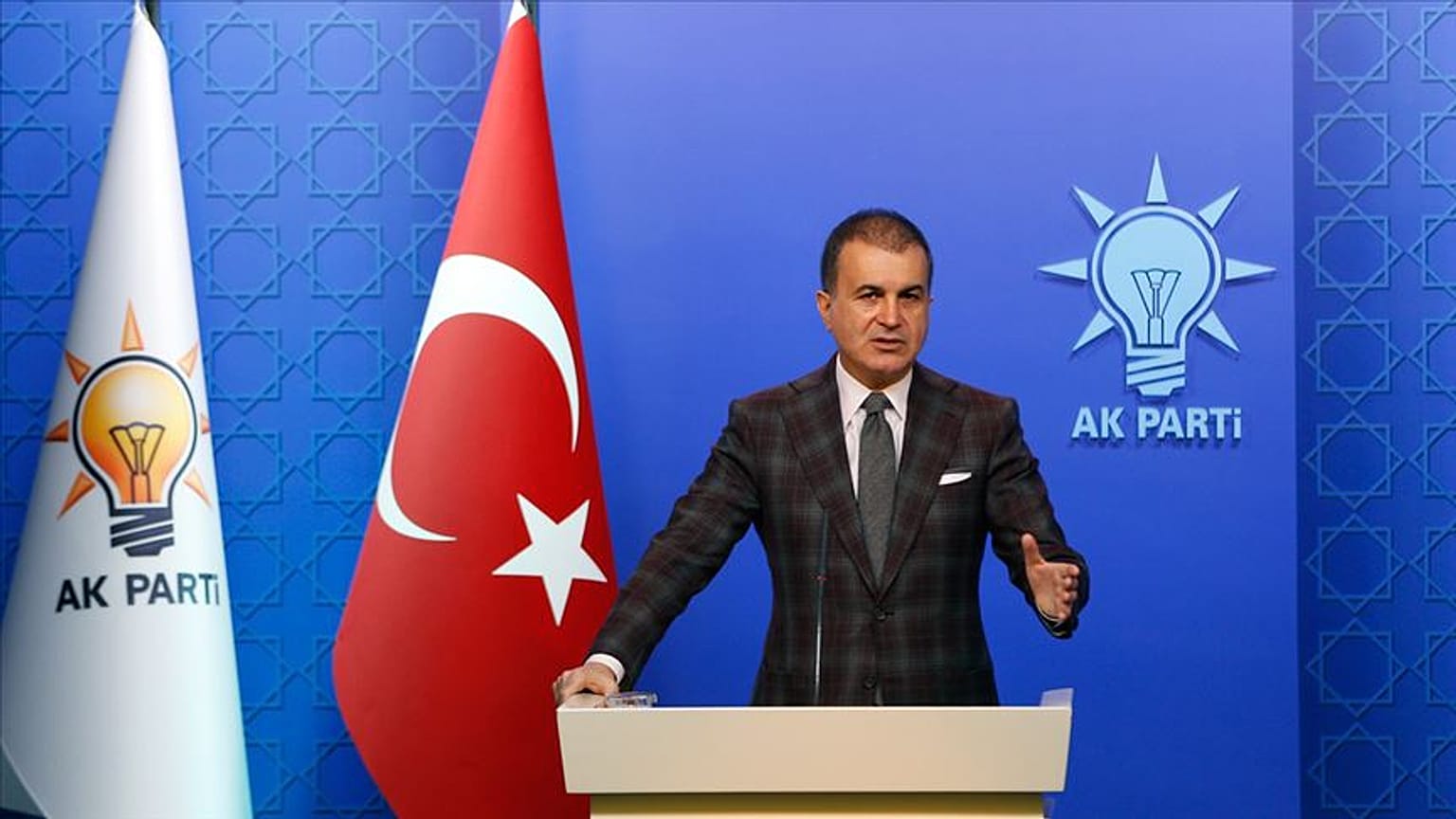 AK Parti Sözcüsü Ömer Çelik
