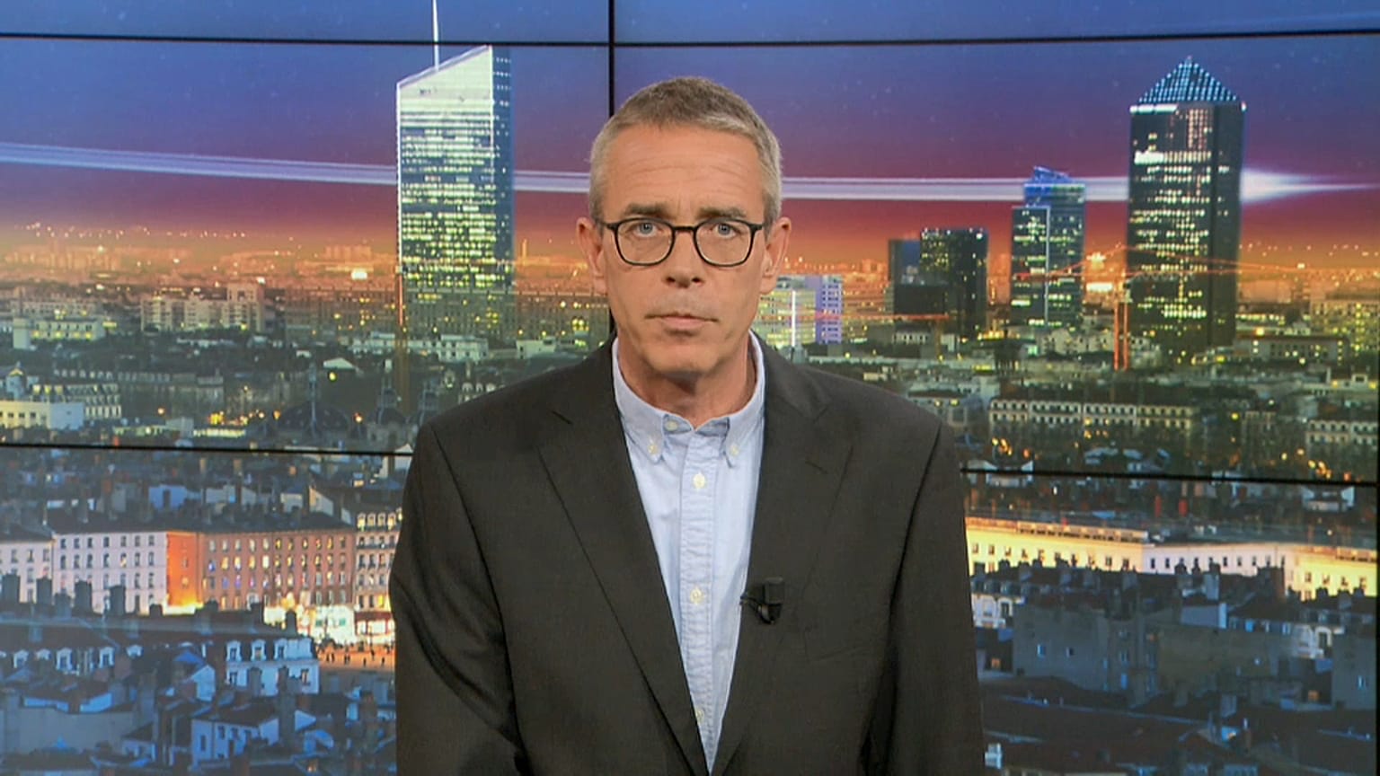 Euronews am Abend vom 12.04.19: Farage-Comeback und Streit um Feuerstein-Haus