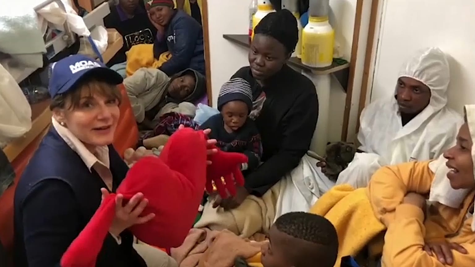  Nach Verträgen mit 4 EU-Staaten: "Alan Kurdi"-Flüchtlinge dürfen in Malta an Land