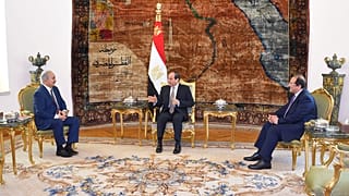 صورة من لقاء السيسي بحفتر