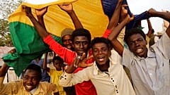 Sudan Askeri Geçiş Konseyi: Beşir'in partisi geçiş hükümetinde yer almayacak