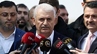 Binalı Yıldırım: Oylar sandıkta iç edildi, bizim oylarımız karşı adaya yazılmıştır