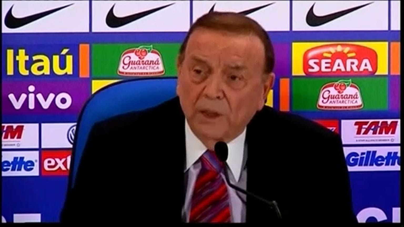 Futballtól örökre eltiltva