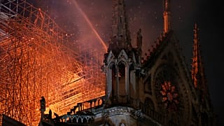 Notre-Dame in Flammen: Weltweite Bestürzung