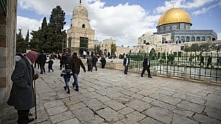Notre Dame'ın alevlere teslim olduğu saatlerde Mescid-i Aksa'da da küçük çaplı bir yangın çıktı