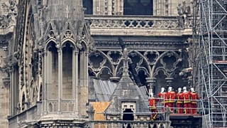 Пожар в Нотр-Даме: до обрушения оставались считанные минуты