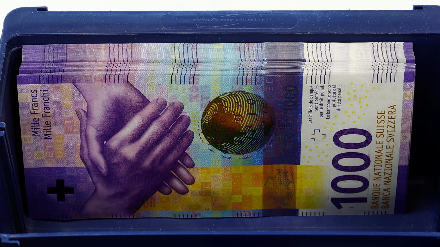 A szerb kormány segít a svájcifrank-hiteleseken