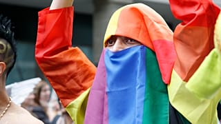 Türkiye'de kalan Suriyeli LGBTİ+ bireyler, risk nedeniyle İngiltere'ye dava açtı