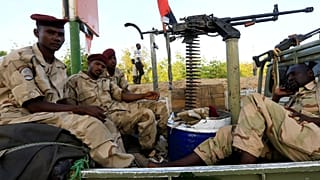 المجلس العسكري بالسودان يعفي أكبر 3 مسؤولين في النيابة العامة من مناصبهم