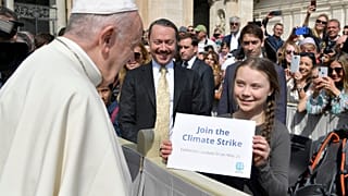 Au Vatican, Greta Thunberg remercie le Pape pour son engagement pour la planète
