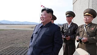 Észak-Korea új típusú "taktikai" fegyvert tesztelt