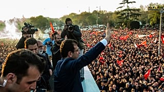 Ekrem İlmamoğlu ilk icraatını açıkladı