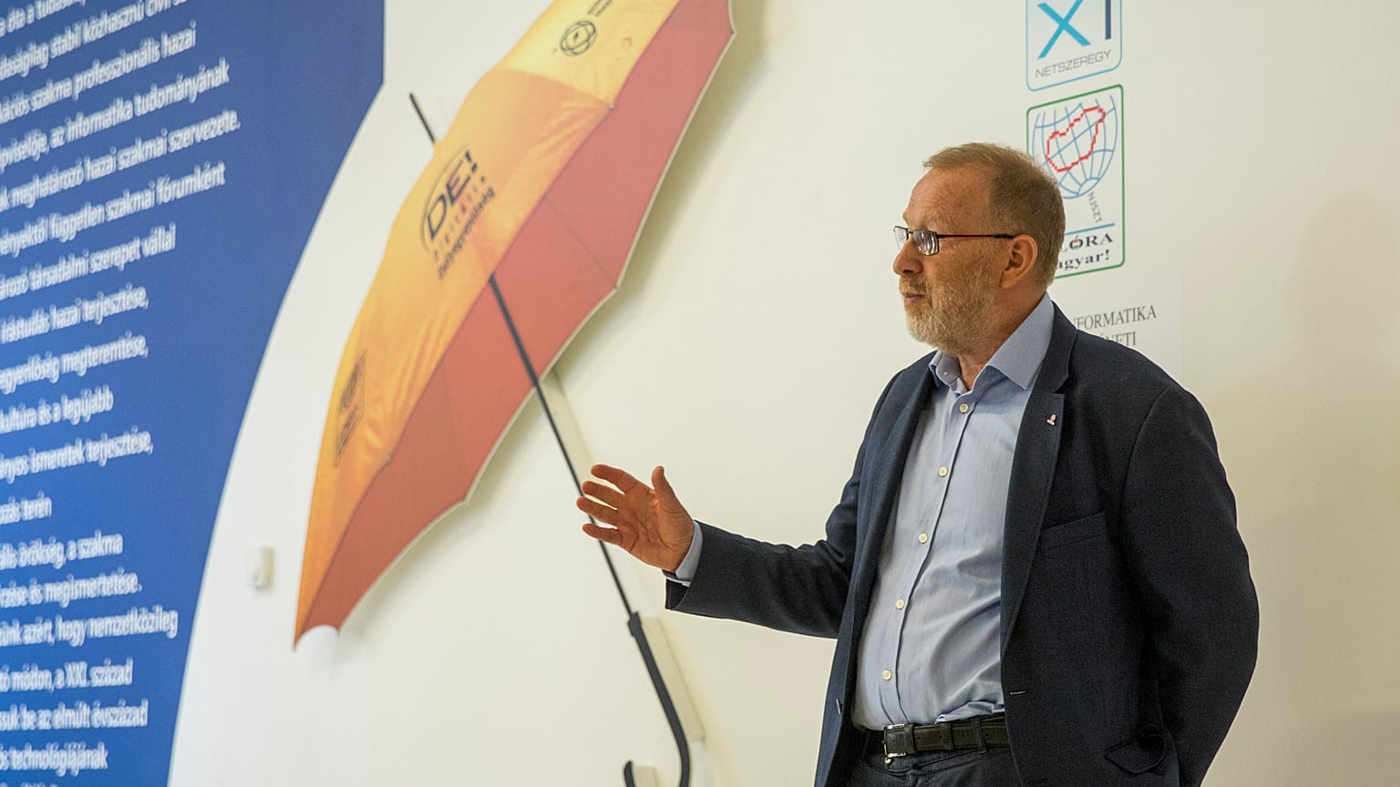 Visszavonul Beck György, az önkénteskedésre és a családjára fókuszál
