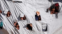 صورة لأطفال بمخيم في سوريا