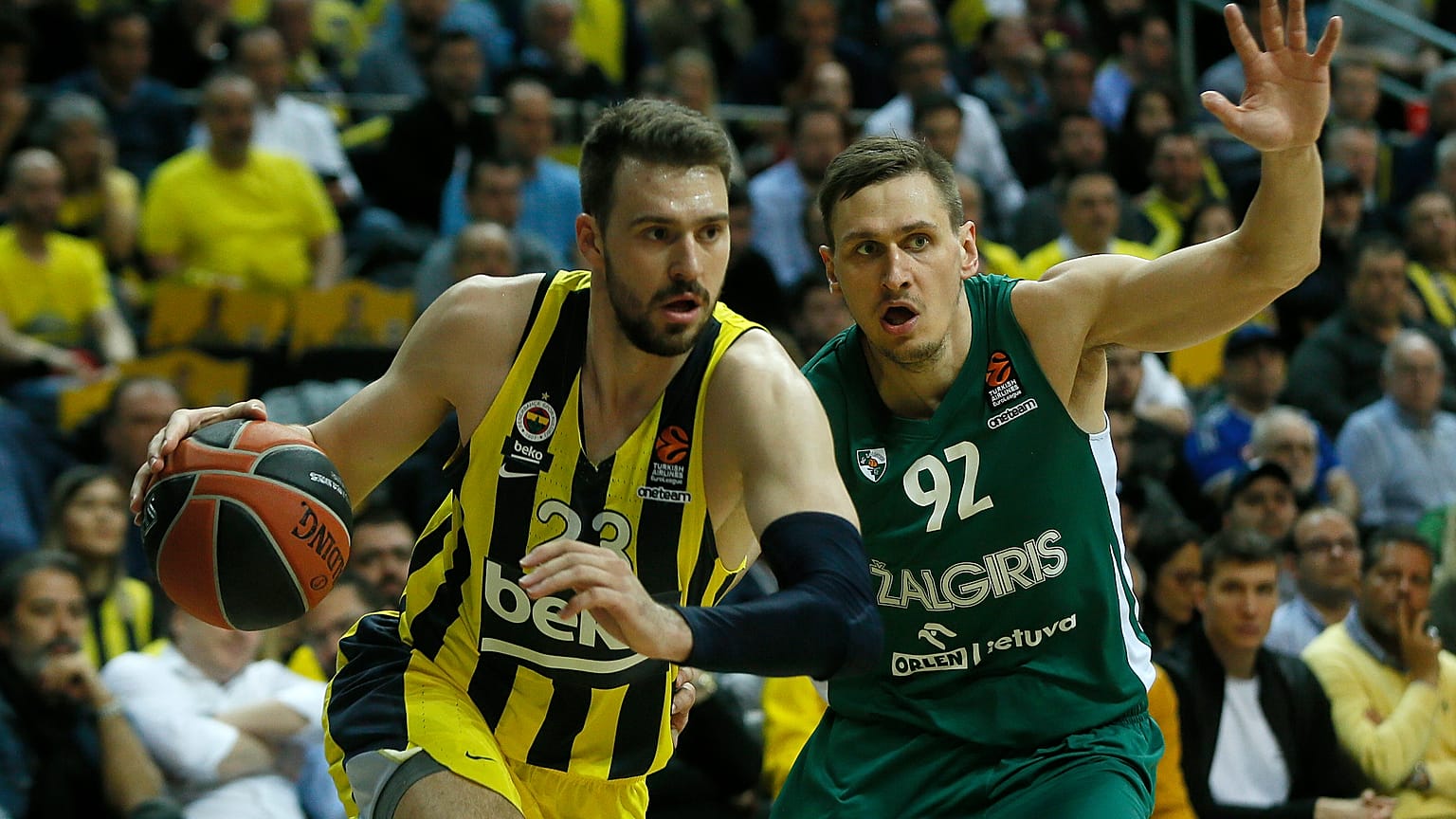 Euroleage: Fenerbahçe, Zalgiris'e 82-80 kaybetti; 18 maçlık seri bitti