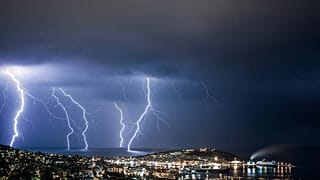 Δέκα ερωτήσεις-απαντήσεις για τους κεραυνούς – 32 νεκροί στην Ελλάδα από το 2000
