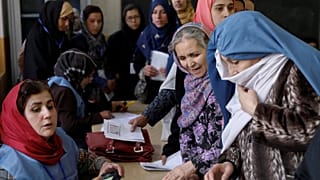 سفر نماینده اتحادیه اروپا به ایران در چارچوب گفتگوهای صلح افغانستان