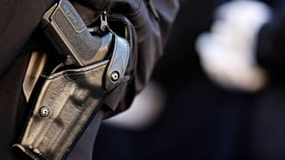 Les suicides de policiers français, reflet d'un malaise européen