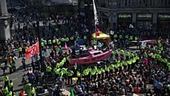 Manifestação pelo clima paralisa Londres