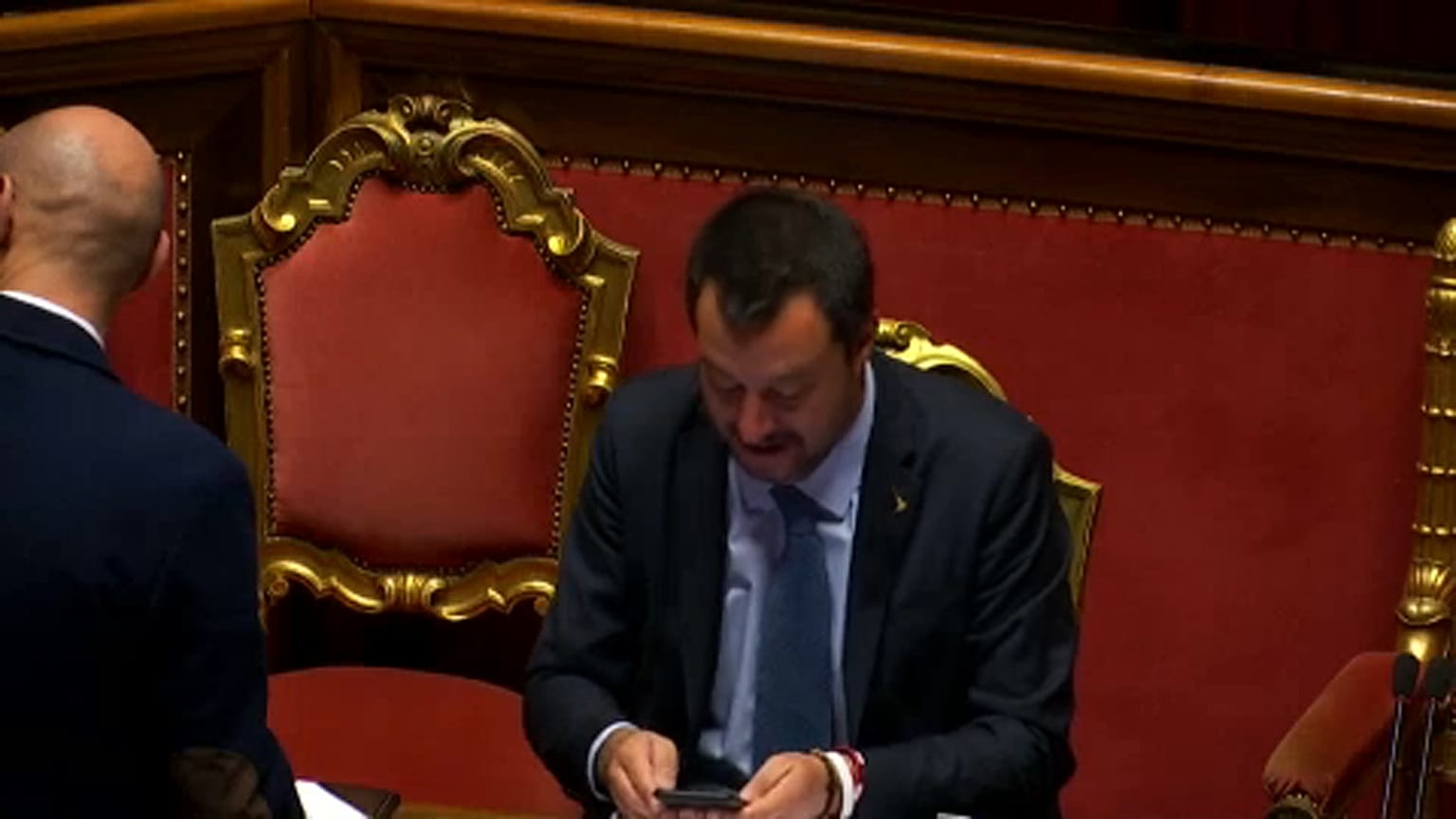 Borulhat az olasz koalíció