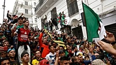 Девятая пятница протестов в Алжире