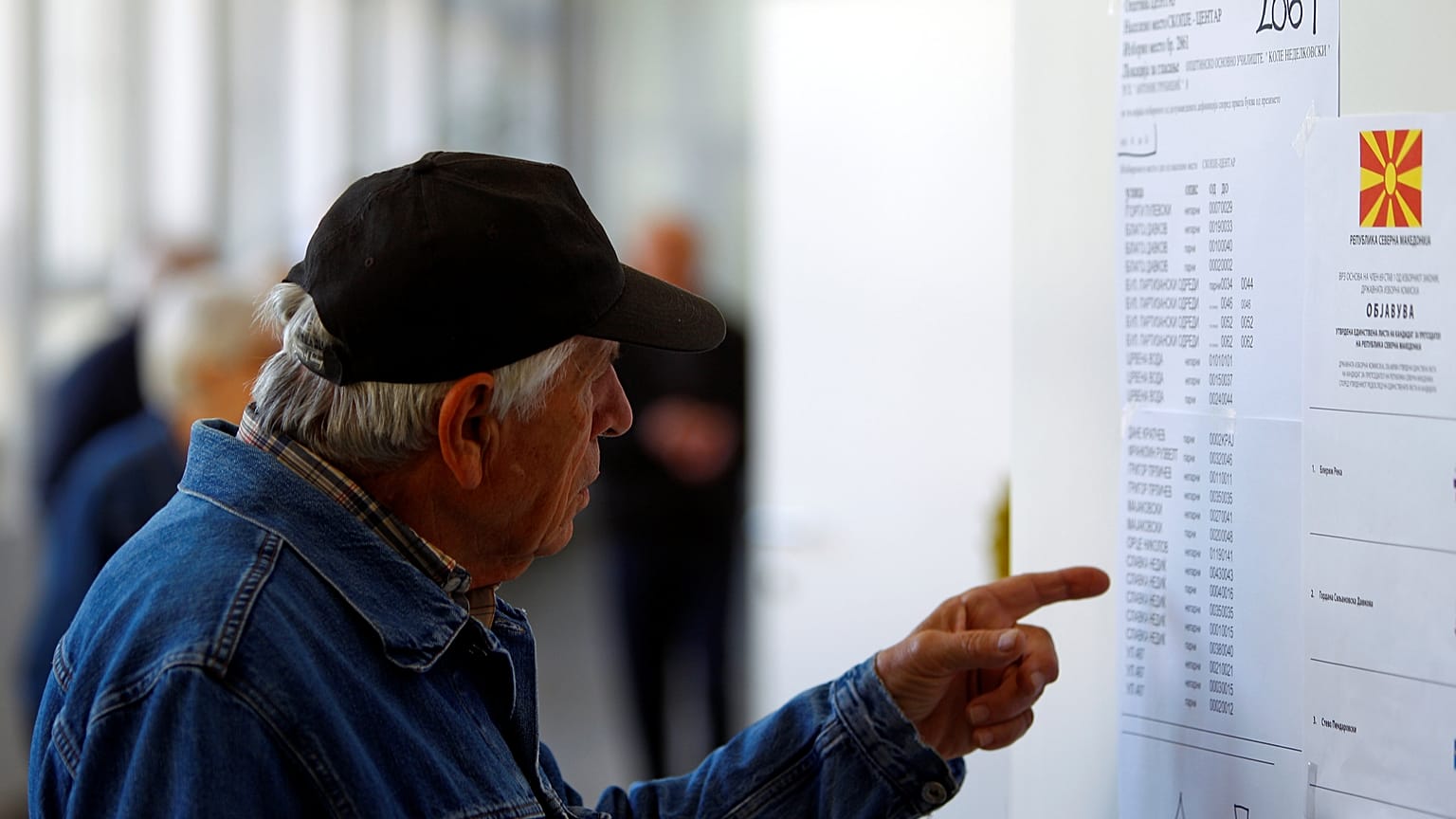 Divisões na Macedónia do Norte apontam a 2ª volta nas presidenciais
