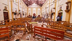 آثار الدمار الناتج عن تفجيرات الأحد